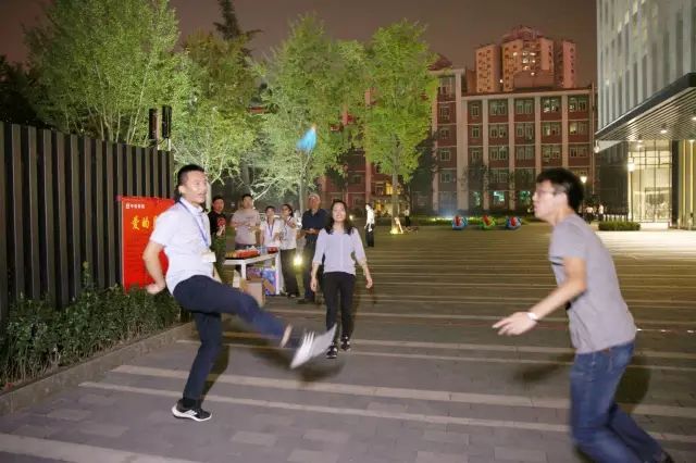 公司舉辦中秋節外地單身青年歡樂(lè )嘉年華活動(dòng)2.jpg